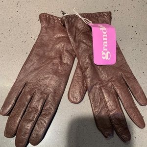 Grandoe perforated leather gloves